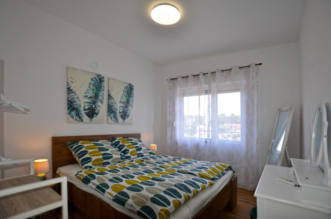 Sarah Apartment Rovinj Buitenkant foto