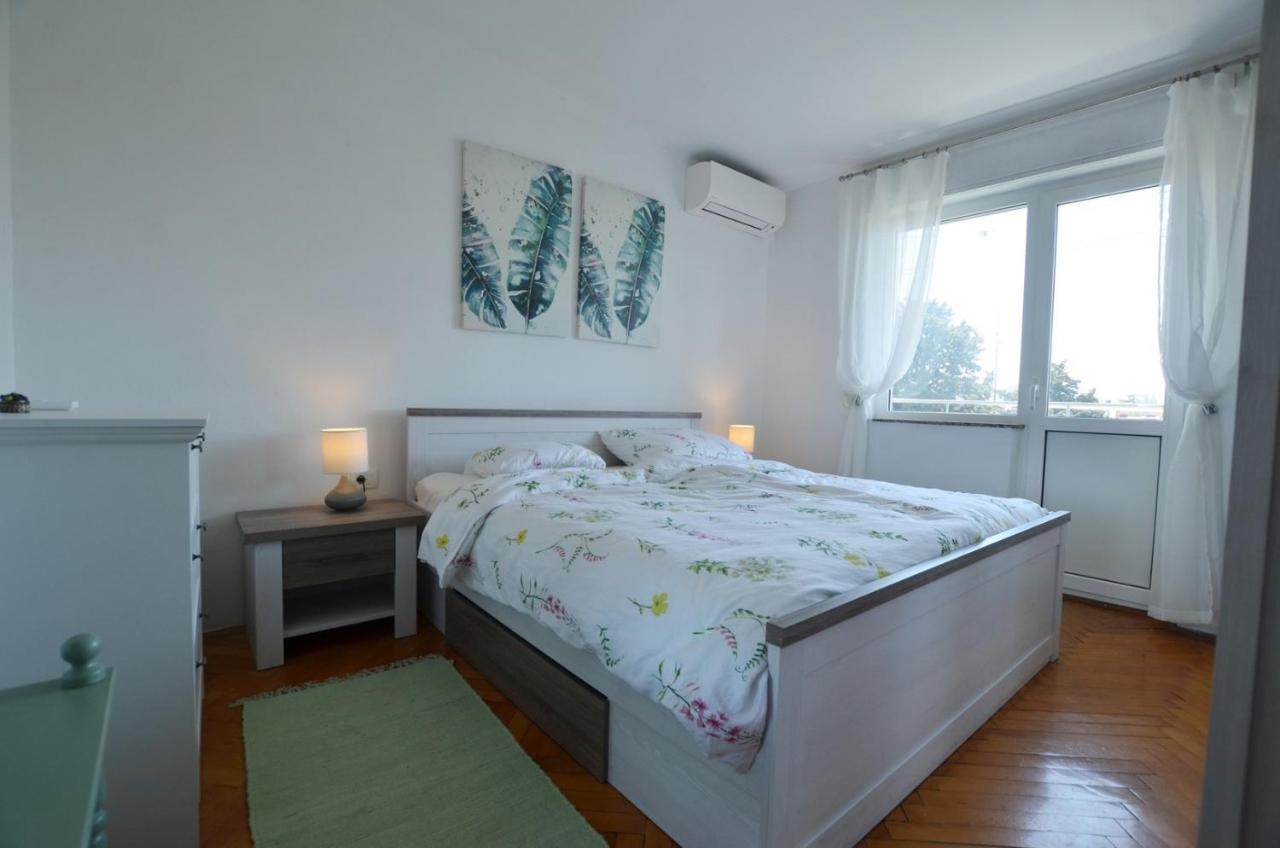Sarah Apartment Rovinj Buitenkant foto
