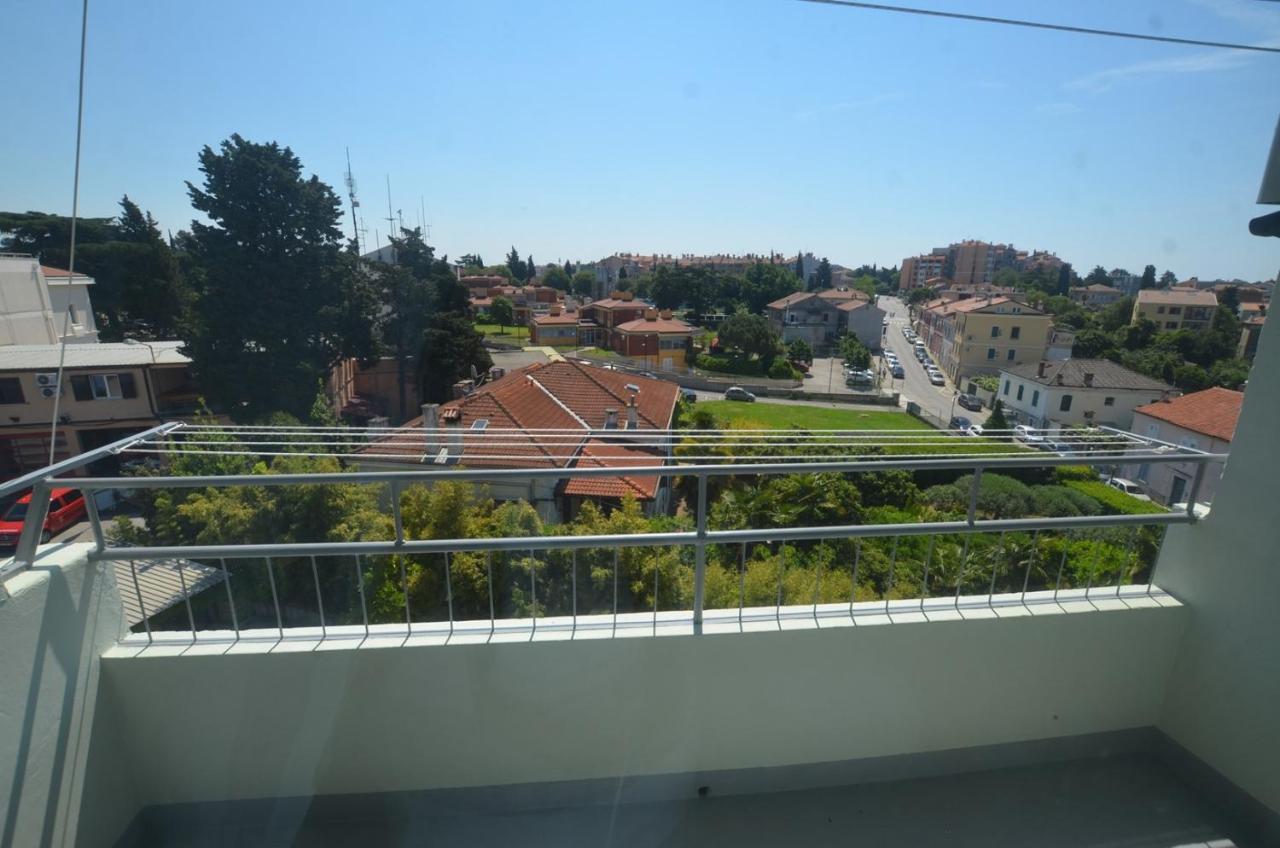 Sarah Apartment Rovinj Buitenkant foto